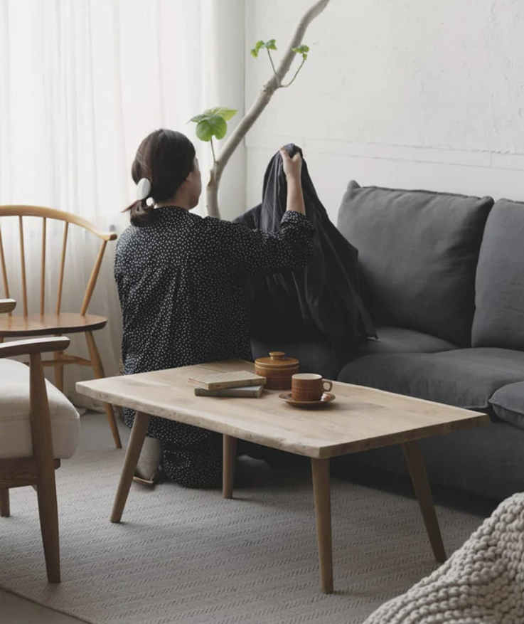 minimal coffee table wood